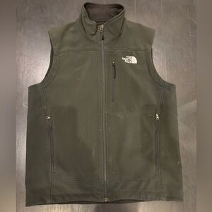 The North Face Men's Soft Shell Black Vest, Size S